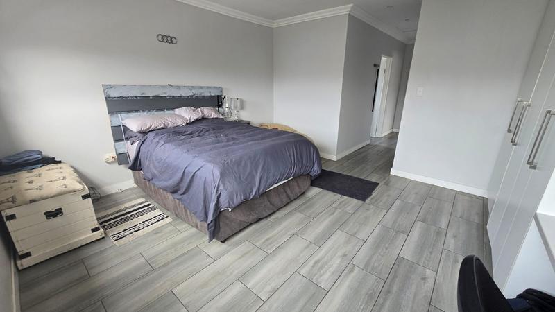 4 Bedroom Property for Sale in Somerset West Western Cape